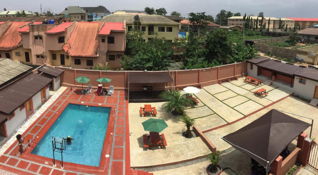 Royal Kaft Hotel Ikorodu ภายนอก รูปภาพ